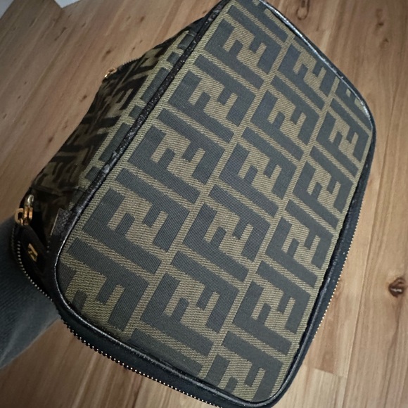 FENDI Vanity Bag - Picture 8 of 13